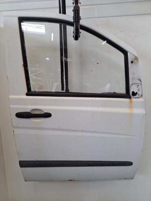 Image Porte avant droit - MERCEDES VITO 639