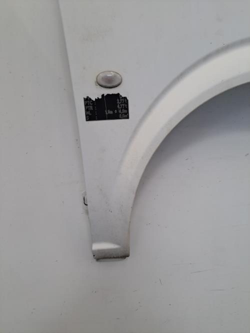 Image Aile avant droit - MERCEDES VITO 639