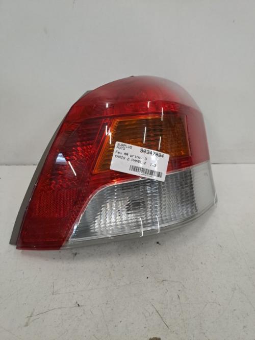 Image Feu arriere principal droit (feux) - TOYOTA YARIS 2