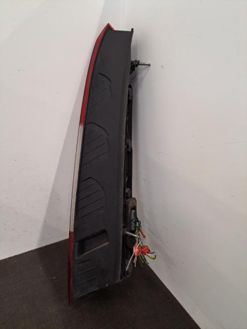 Image Feu arriere principal gauche (feux) - FORD C-MAX 1