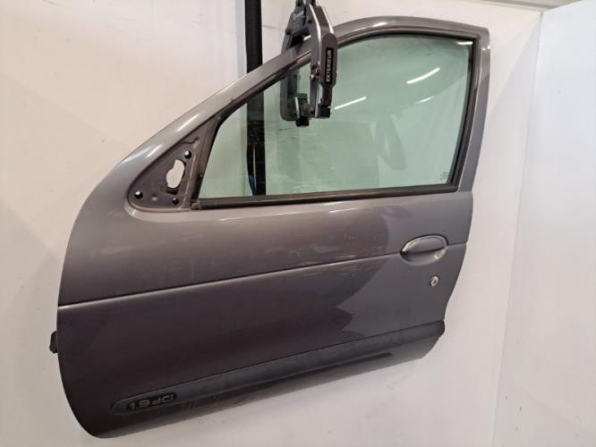 Image Porte avant gauche - RENAULT MEGANE 1