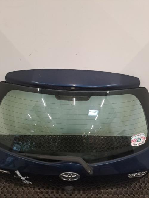 Image Malle/Hayon arriere - TOYOTA YARIS 2