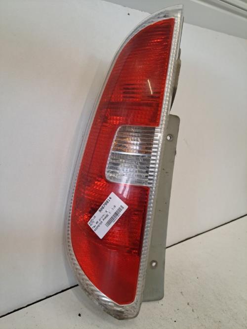 Image Feu arriere principal gauche (feux) - SKODA ROOMSTER