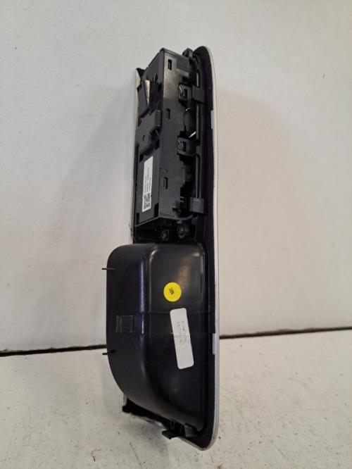 Image Interrupteur de leve vitre avant gauche - VOLVO C 30