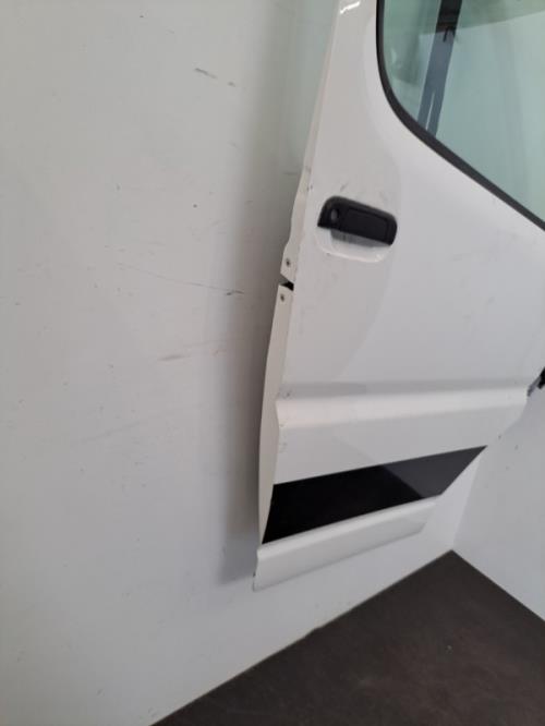Image Porte avant droit - TOYOTA HI-ACE 2