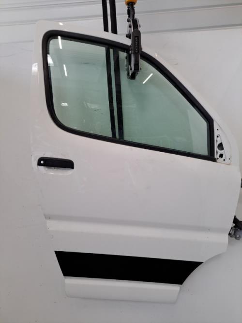 Image Porte avant droit - TOYOTA HI-ACE 2
