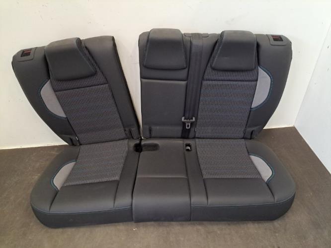 Image Interieur complet - PEUGEOT 2008 1