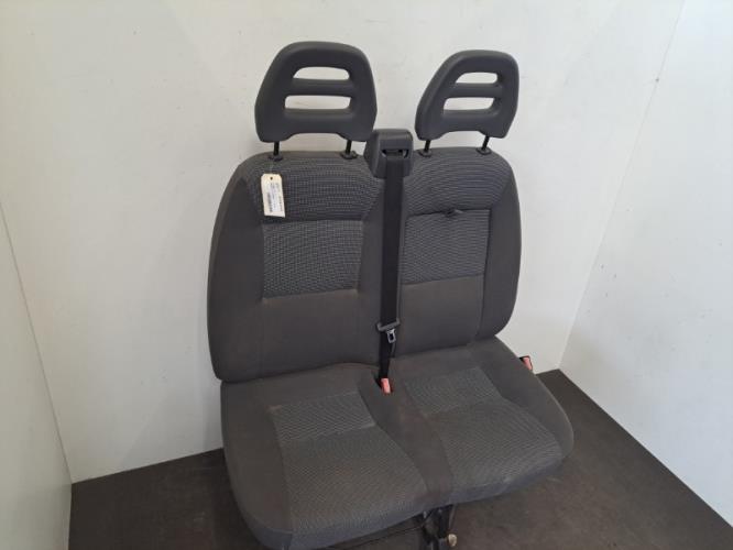Image Siege avant droit (banquette double) - PEUGEOT BOXER 3
