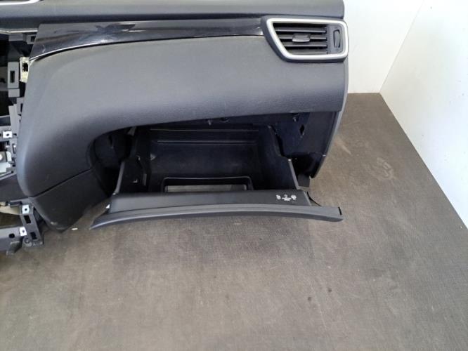 Image Tableau de bord - NISSAN QASHQAI 2