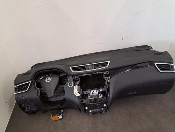 Image Tableau de bord - NISSAN QASHQAI 2