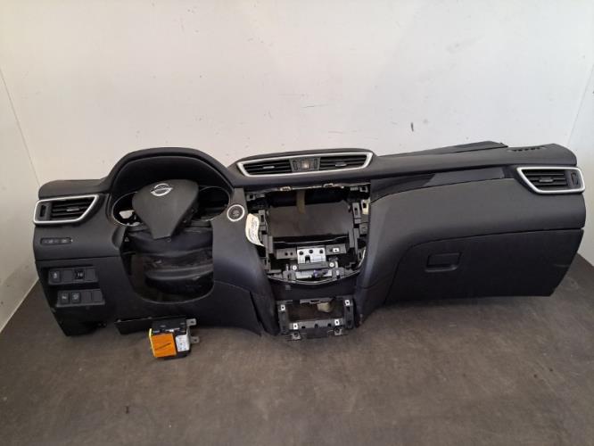 Image Tableau de bord - NISSAN QASHQAI 2