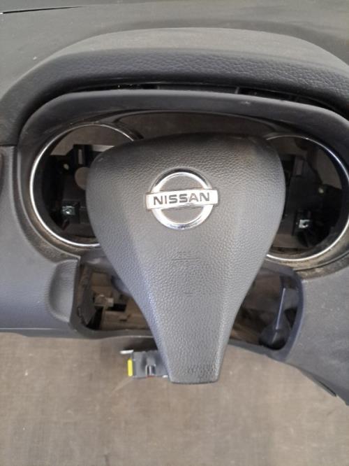 Image Tableau de bord - NISSAN QASHQAI 2