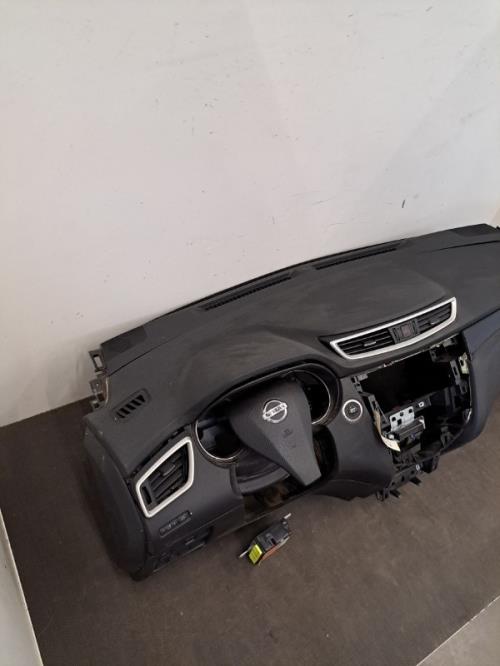 Image Tableau de bord - NISSAN QASHQAI 2