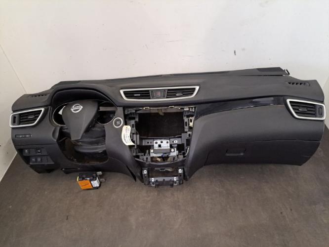 Image Tableau de bord - NISSAN QASHQAI 2