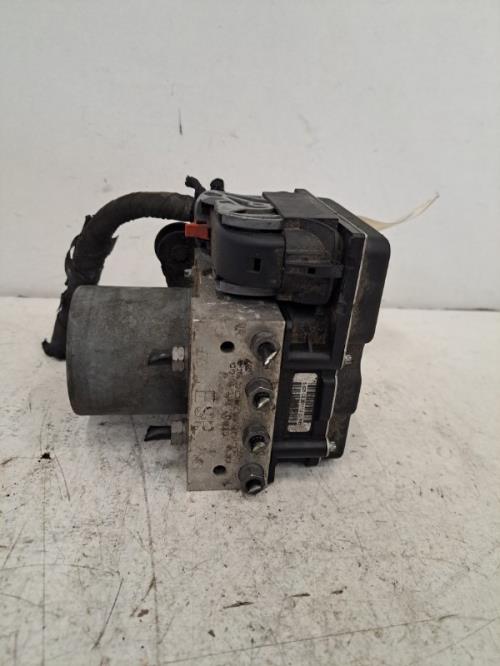 Image Bloc ABS (freins anti-blocage) - AUDI A4 3