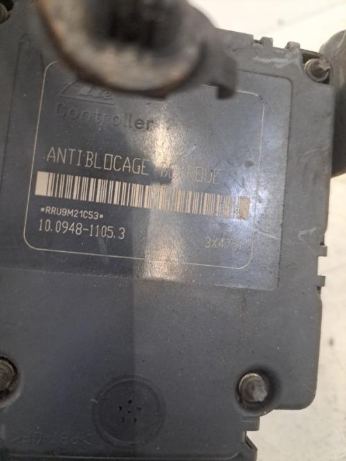 Image Bloc ABS (freins anti-blocage) - PEUGEOT 206