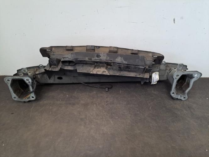 Image Renfort pare choc avant (traverse) - VOLVO C 30