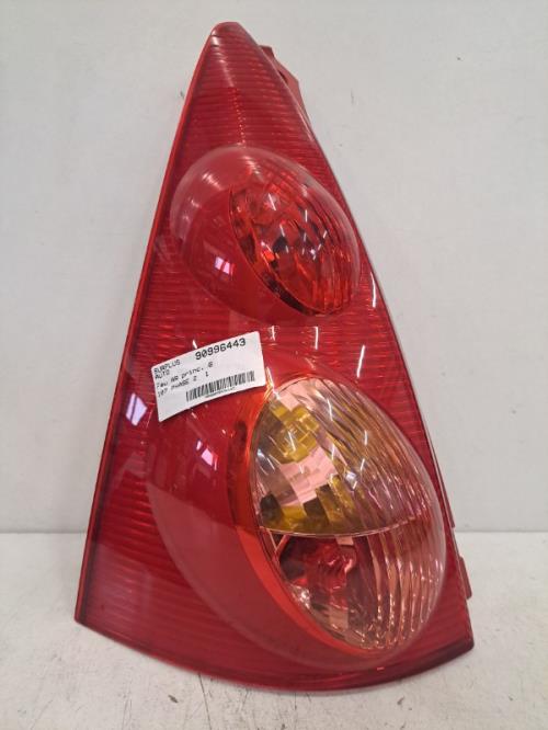 Image Feu arriere principal gauche (feux) - PEUGEOT 107