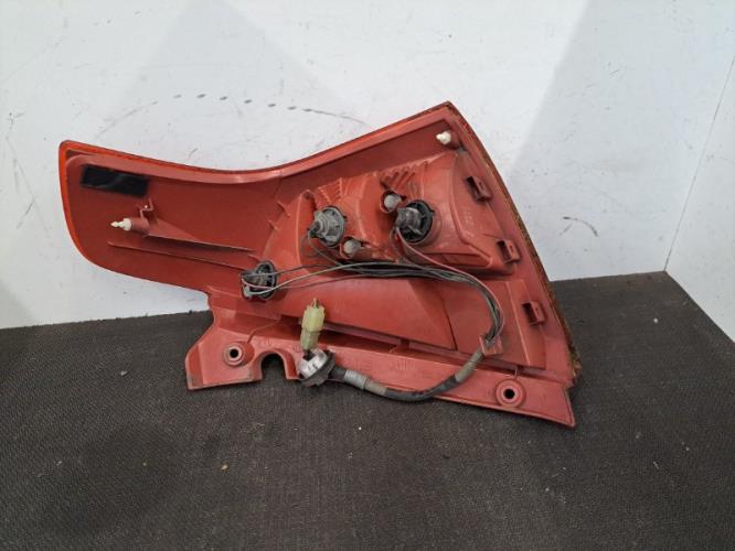 Image Feu arriere principal gauche (feux) - SUZUKI SWIFT 3