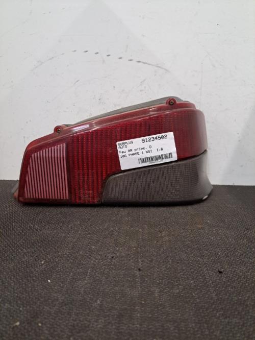 Image Feu arriere principal droit (feux) - PEUGEOT 106
