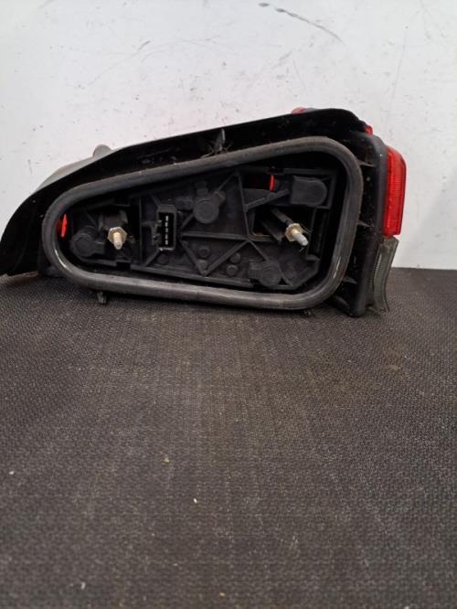 Image Feu arriere principal gauche (feux) - PEUGEOT 106