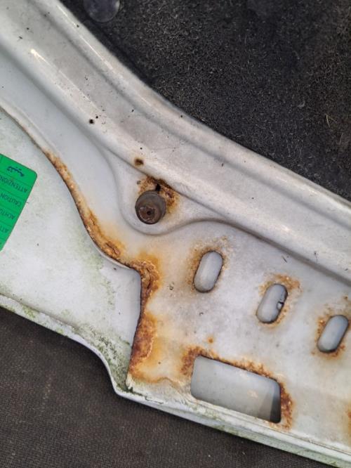 Image Capot - PEUGEOT 205