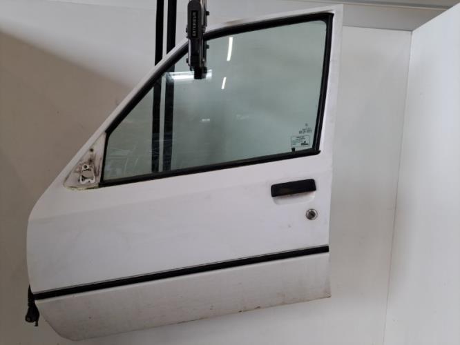 Image Porte avant gauche - PEUGEOT 205