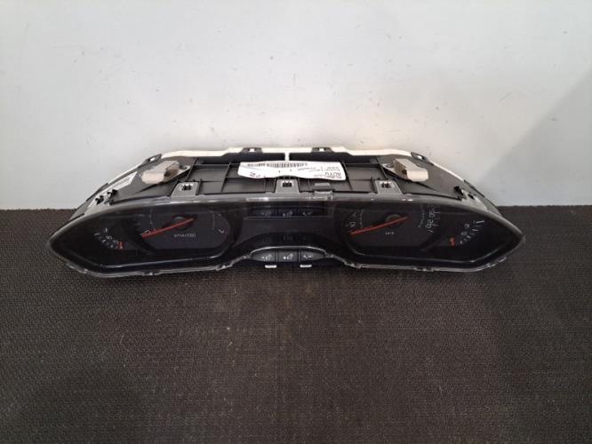 Image Compteur - PEUGEOT 208 1
