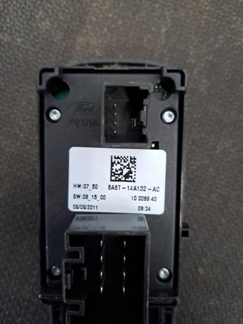 Image Interrupteur de leve vitre avant gauche - FORD FIESTA 6