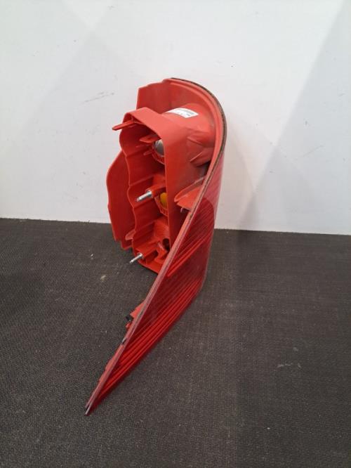 Image Feu arriere principal droit (feux) - PEUGEOT 1007