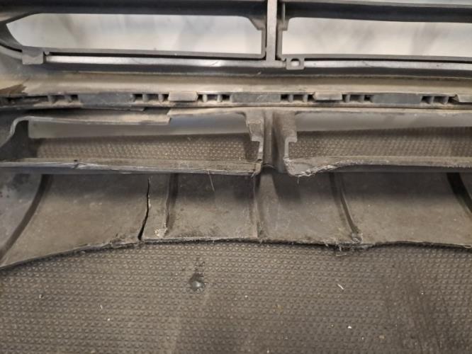 Image Pare choc avant - VOLKSWAGEN BORA