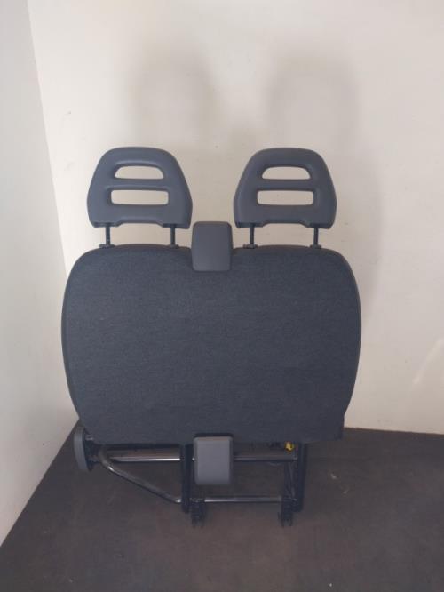 Image Siege avant droit (banquette double) - PEUGEOT BOXER 3