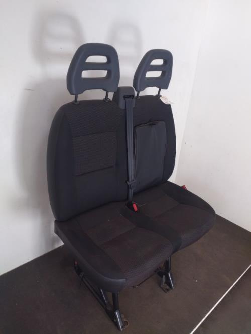 Image Siege avant droit (banquette double) - PEUGEOT BOXER 3