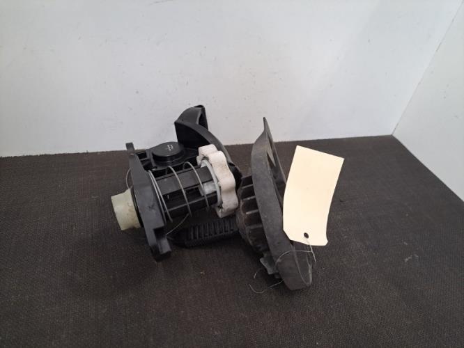 Image Treuil de roue de secours - RENAULT CLIO 3