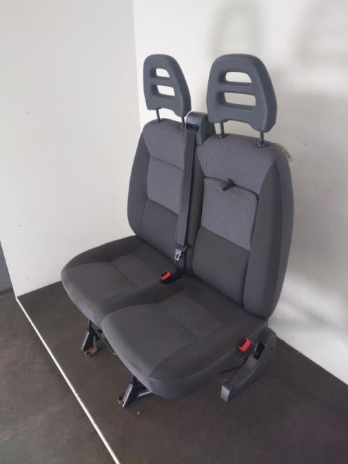 Image Siege avant droit (banquette double) - PEUGEOT BOXER 3