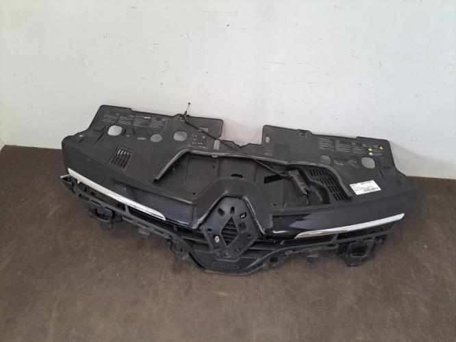 Image Calandre - RENAULT CLIO 4