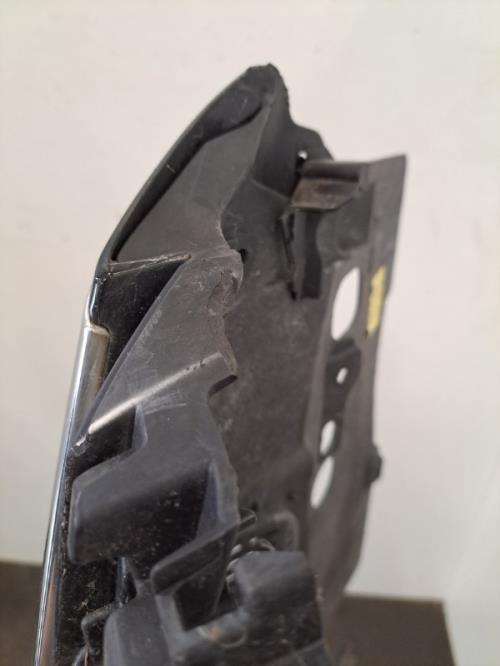 Image Calandre - RENAULT CLIO 4