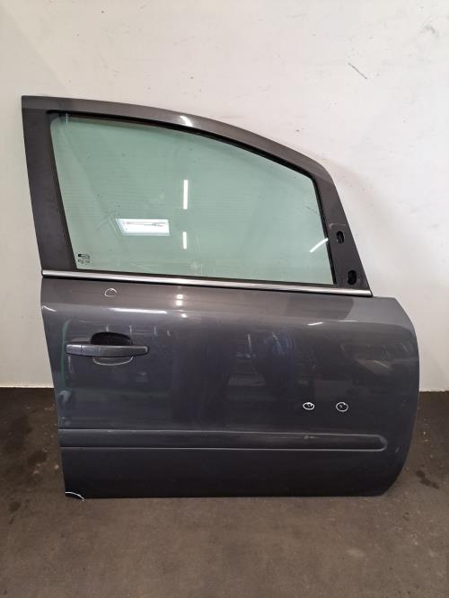 Image Porte avant gauche - TOYOTA AURIS 1