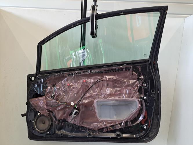 Image Porte avant droit - TOYOTA AURIS 1
