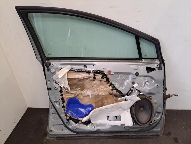 Image Porte avant gauche - TOYOTA AVENSIS 3