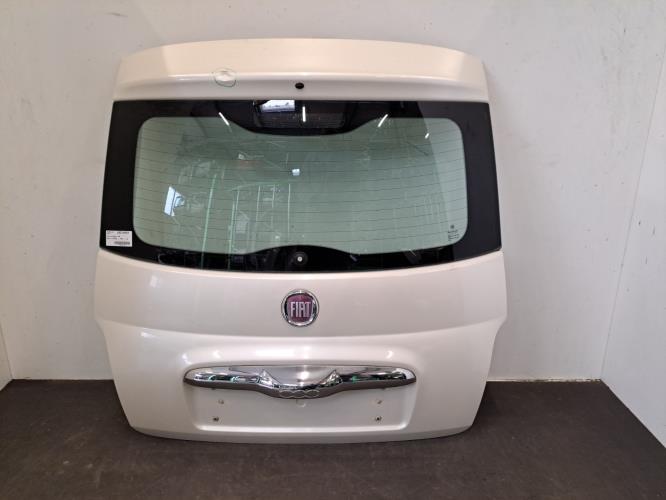 Image Malle/Hayon arriere - FIAT 500 2