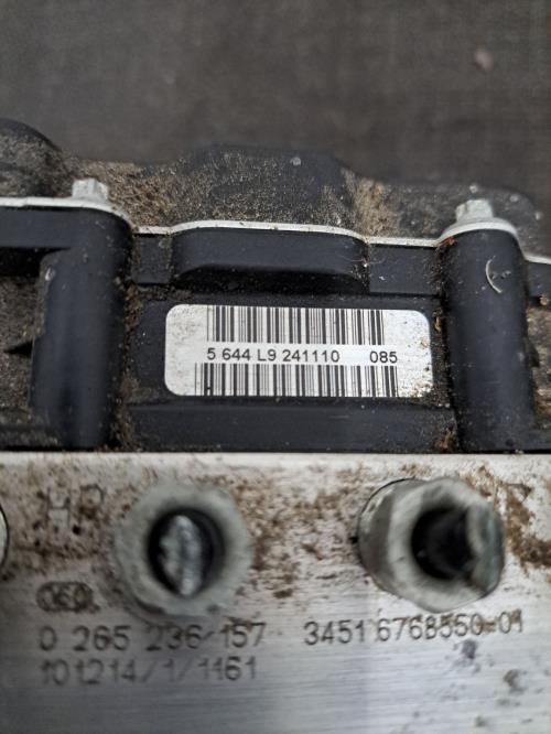 Image Bloc ABS (freins anti-blocage) - BMW X1 E84
