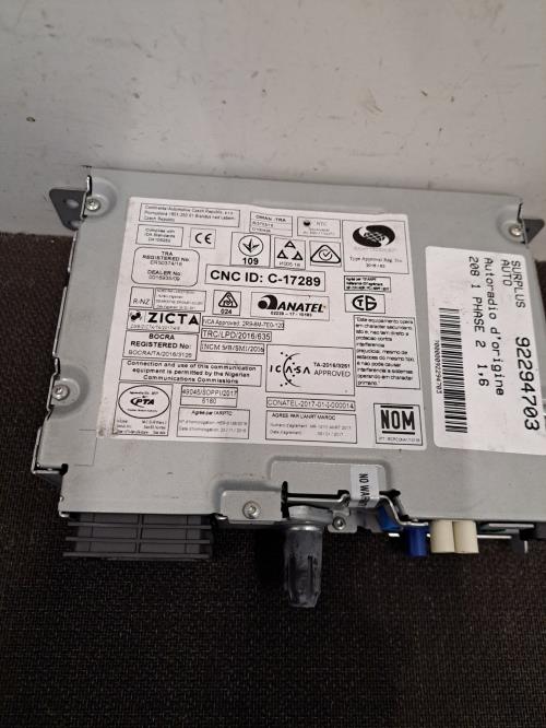 Image Autoradio d'origine - PEUGEOT 208 1