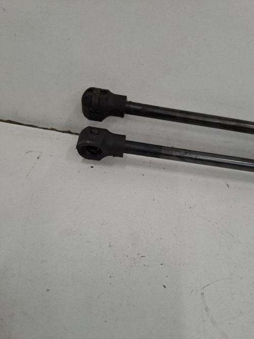 Image Verin de coffre - RENAULT CLIO 4