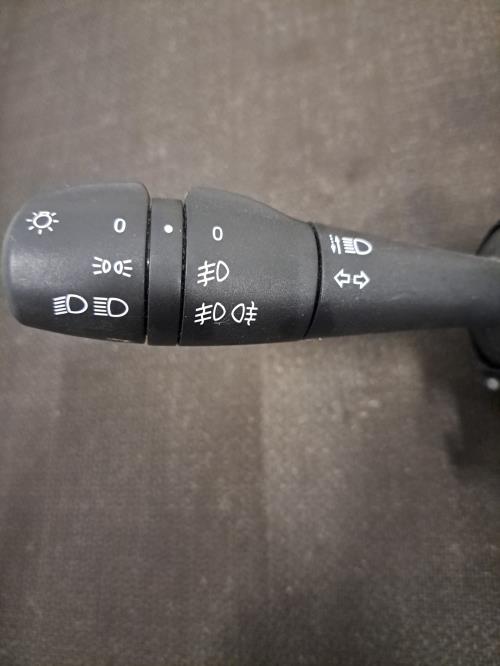 Image Com (Bloc Contacteur Tournant+Commodo Essuie Glace+Commodo Phare) - RENAULT CLIO 4