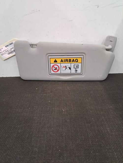 Image Pare soleil droit - RENAULT CLIO 4