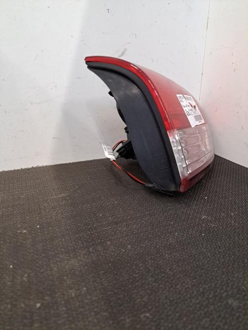 Image Feu arriere secondaire gauche (feux) - RENAULT CLIO 4