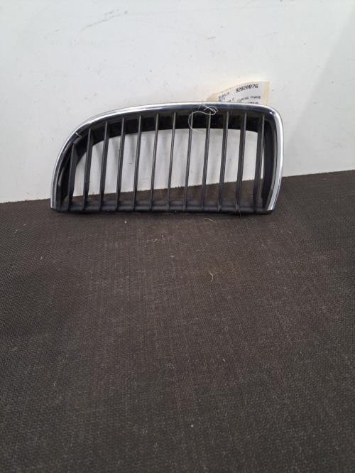Image Calandre gauche - BMW SERIE 3 E91