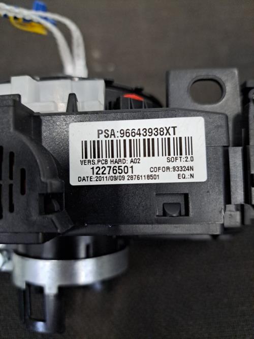 Image Com (Bloc Contacteur Tournant+Commodo Essuie Glace+Commodo Phare) - CITROEN C3 PICASSO