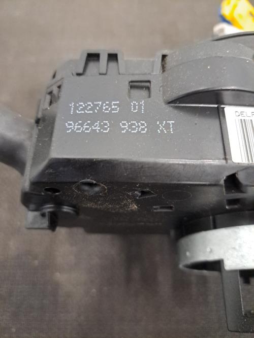 Image Com (Bloc Contacteur Tournant+Commodo Essuie Glace+Commodo Phare) - CITROEN C3 PICASSO